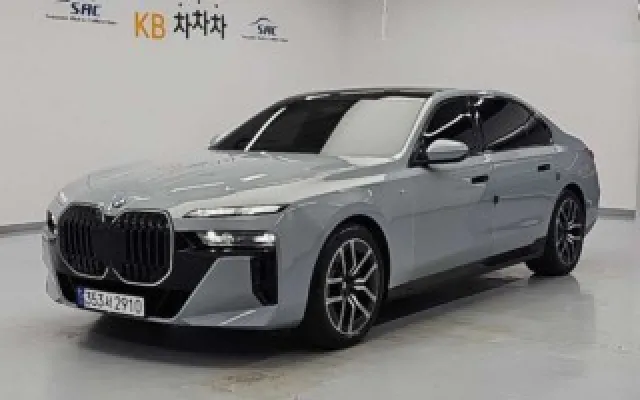 인천법원자동차경매 7시리즈 (G70) 740i sDrive M 스포츠 매물 사진 12 - 2023/09 21,644km