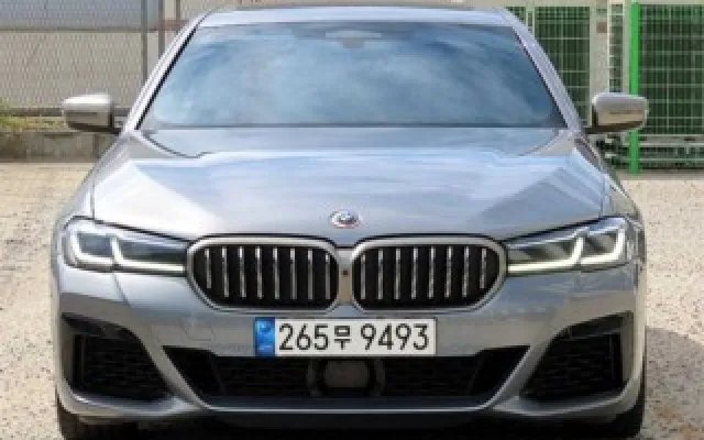 인천법원자동차경매 5시리즈 (G30) M550i xDrive 매물 사진 10 - 2022/12 47,490km