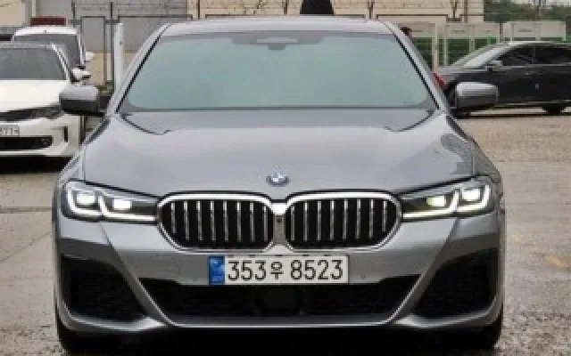 인천법원자동차경매 5시리즈 (G30) 530i M 스포츠 매물 사진 13 - 2023/06 56,629km